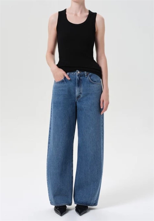 AGOLDE LOW CURVE JEAN MYTH